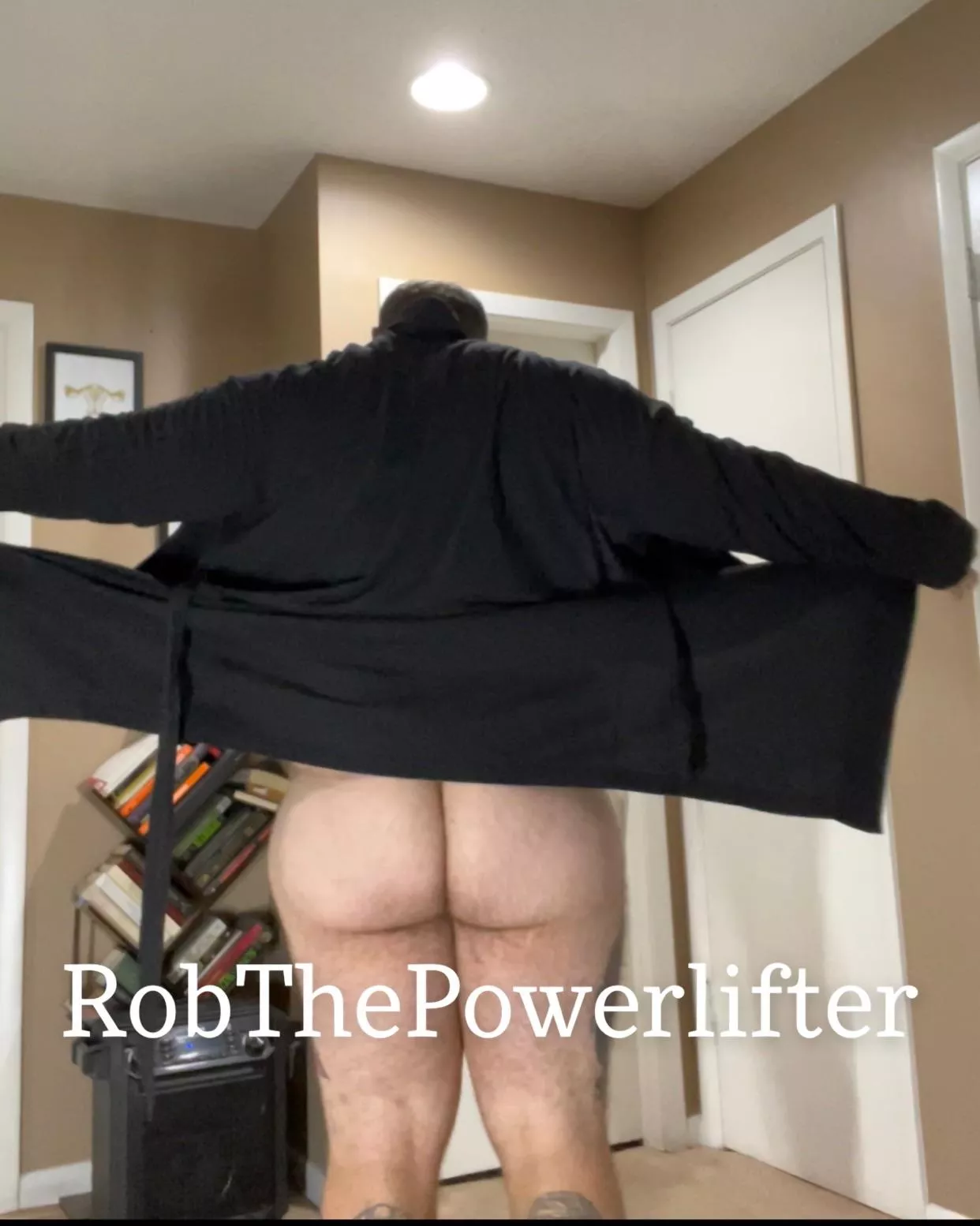 Do I squat?? posted by RobThePowerLifter