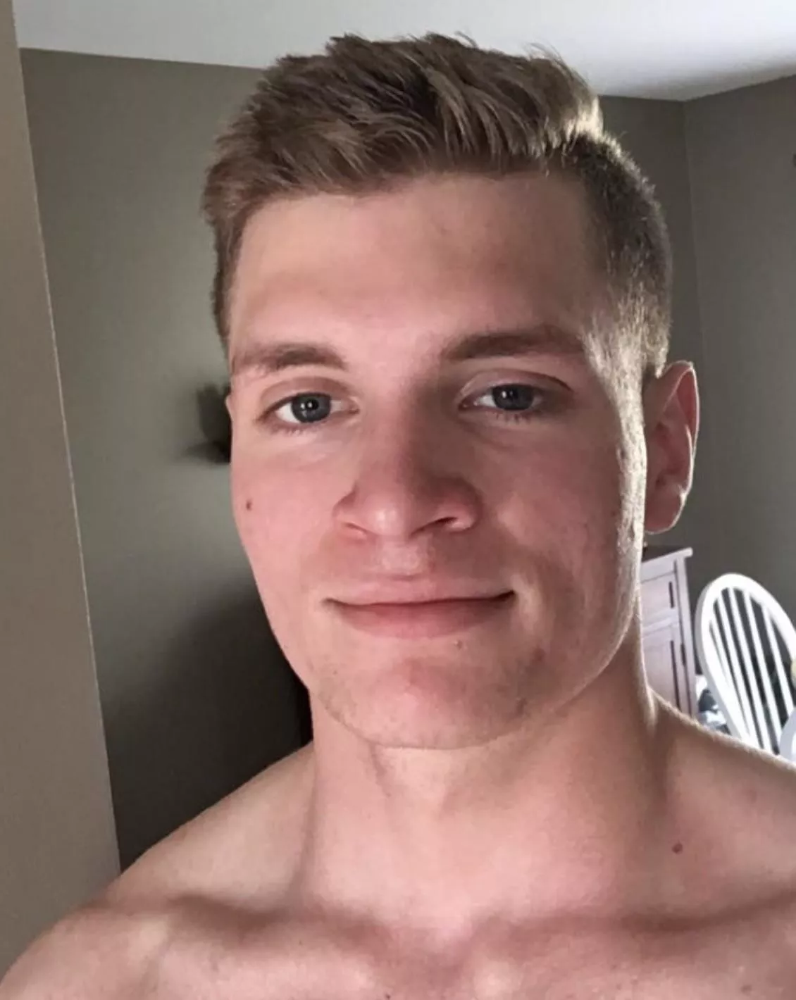 Do you believe in soul mates, or that love can happen anytime between anyone? posted by PlayboiKetchup