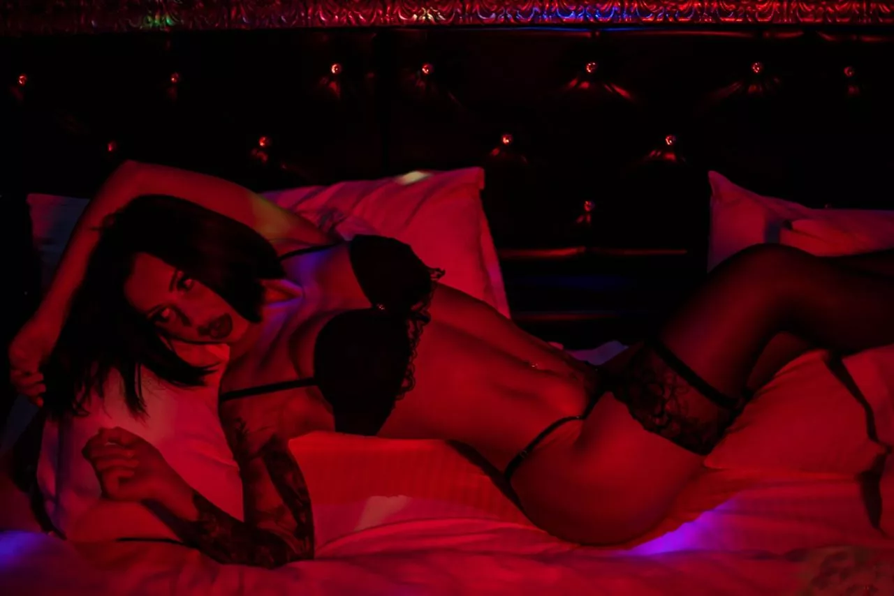 Freak in the sheets🙈🤪 posted by JumboMaple