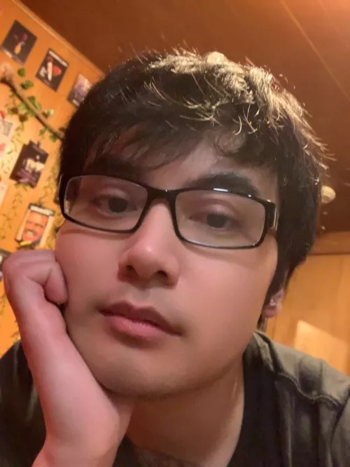 Happy Thursday 🤓 by Coolest_Neighbor