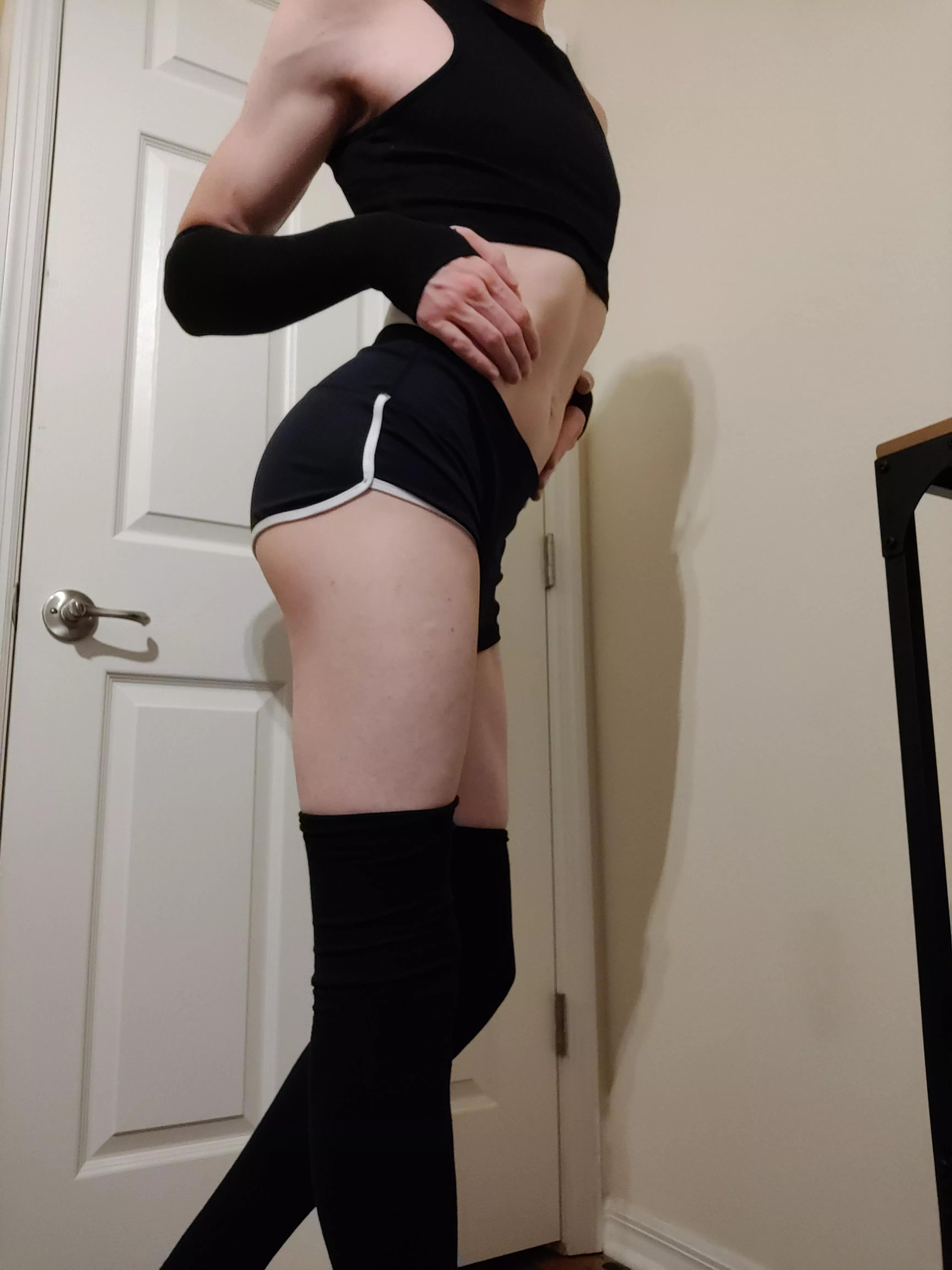 Hello, I need attention 😋 posted by Thesecondaccount77