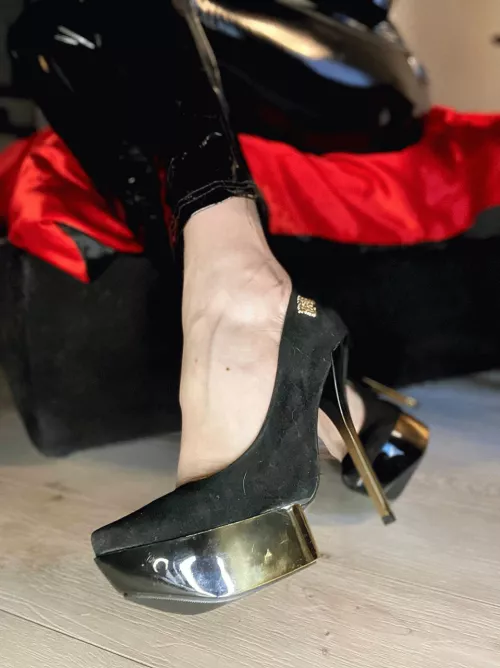 High heels are beautiful by BadAssBitchVIP