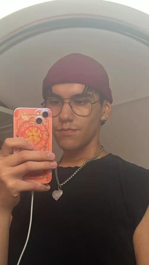 hola! who wanna play destiny sometime :) also getting into warframe by wormhusks