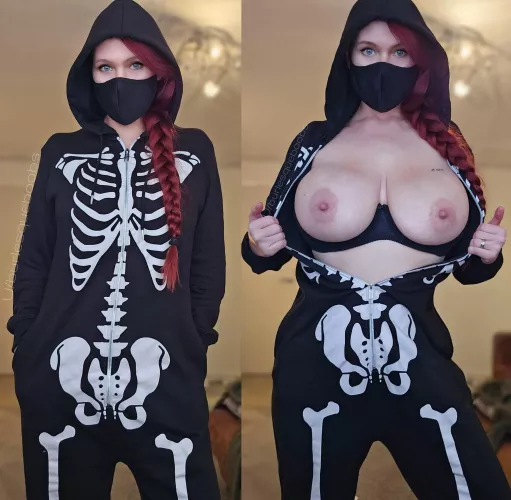 Hope my boobs give you a...BONE(R)! by burlesqueboobs