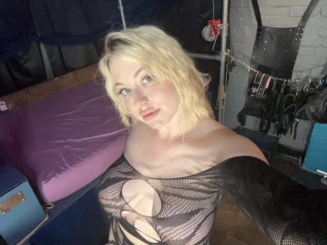 I only fuck obedient slaves. Say YES and maybe you'll get lucky by JenniferCoope