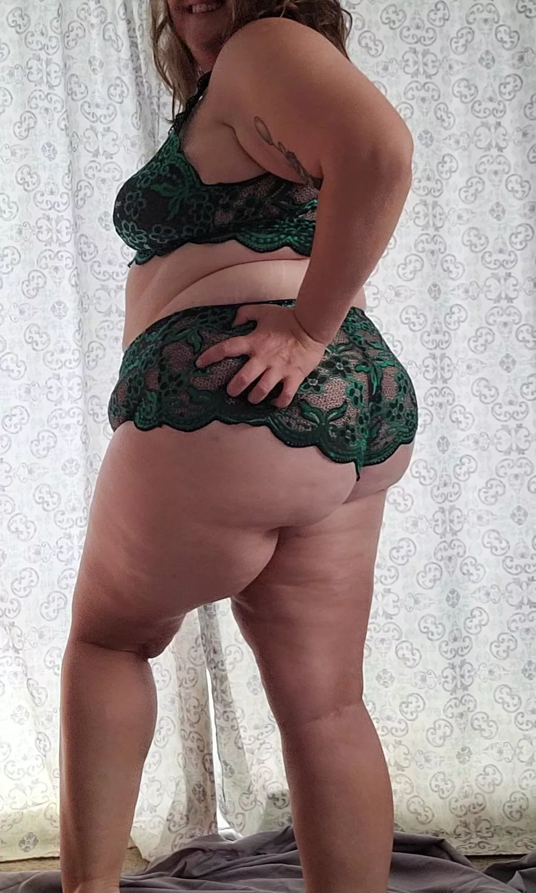 I'm obsessed with this view I'll admit posted by Frecklefriend