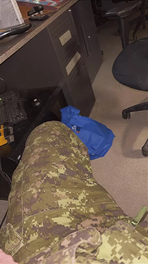 Long nights at work 😩😈 by d_cum