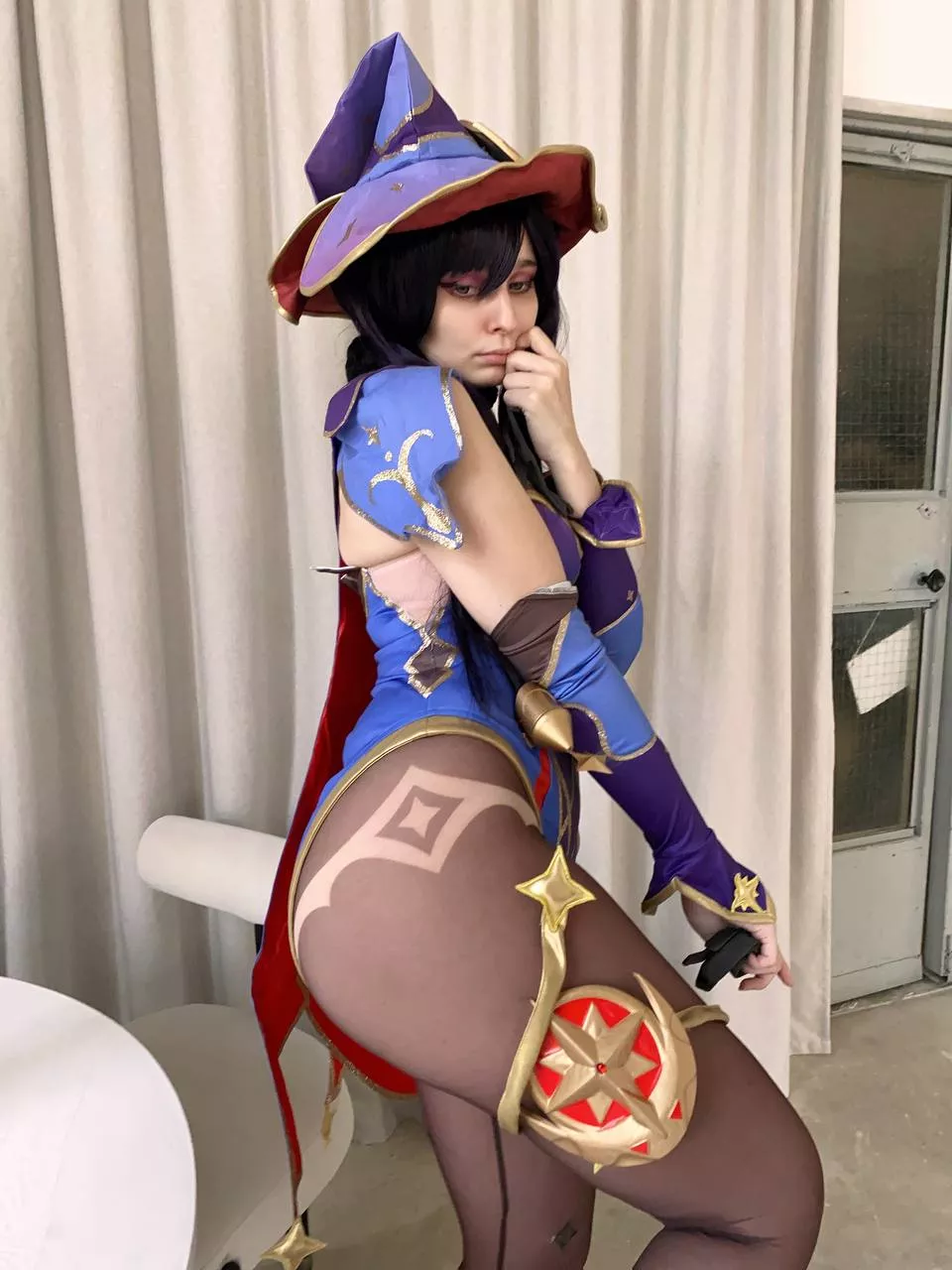 Mona by mia_green_tea [genshin impact] posted by Mia__green__tea