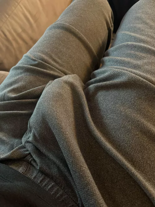 Monster bulge.. it’s gray sweatpants season 🍁 9.5” hard by Dr_Kraut95