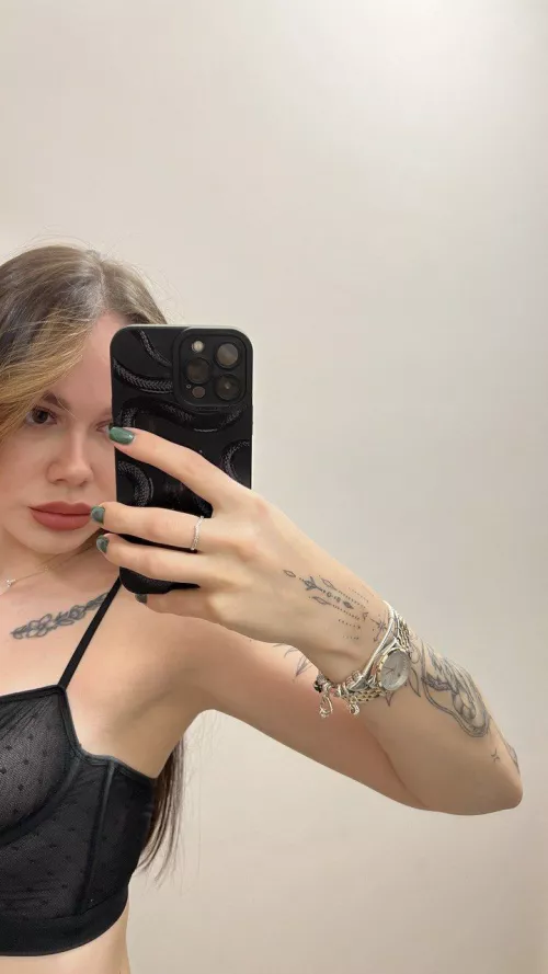 my beautiful armpit by Endurable_Height_