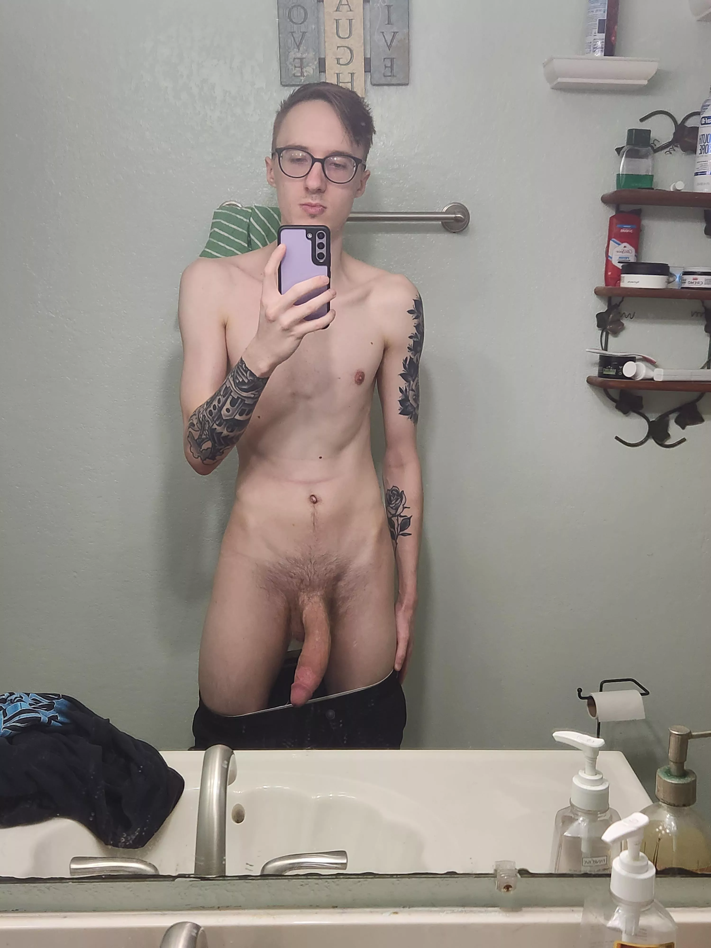 One night stand? Or are you staying around? posted by thefallingout