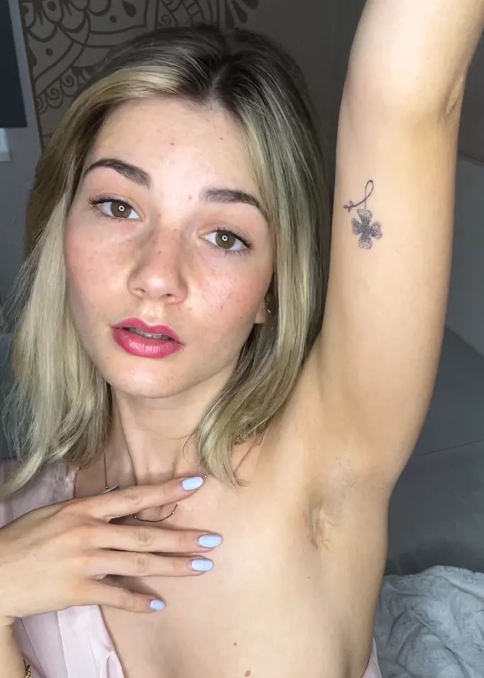 Perfect smelly cum target posted by HastilyPoised