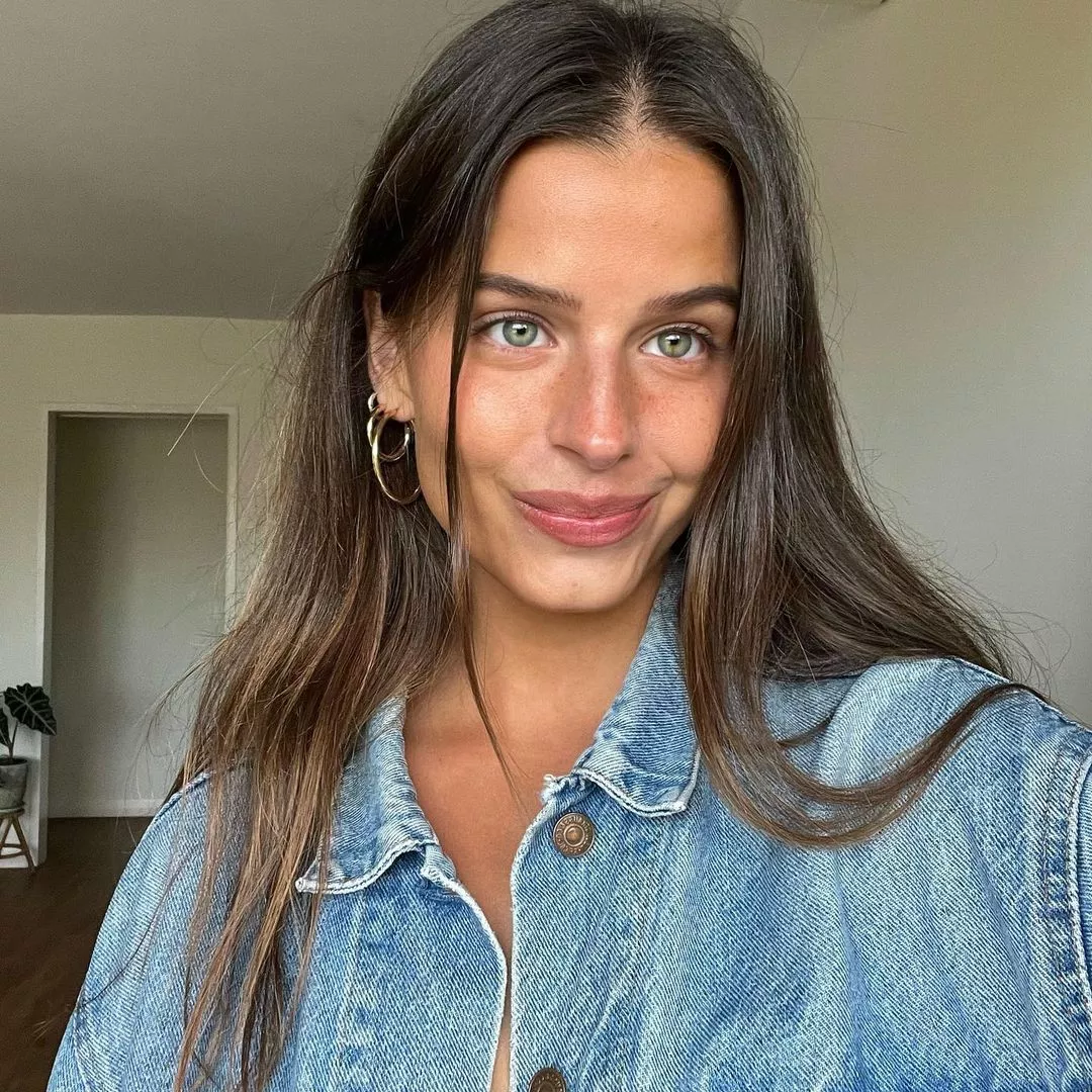 Stephanie Mandich posted by EightBitsShort