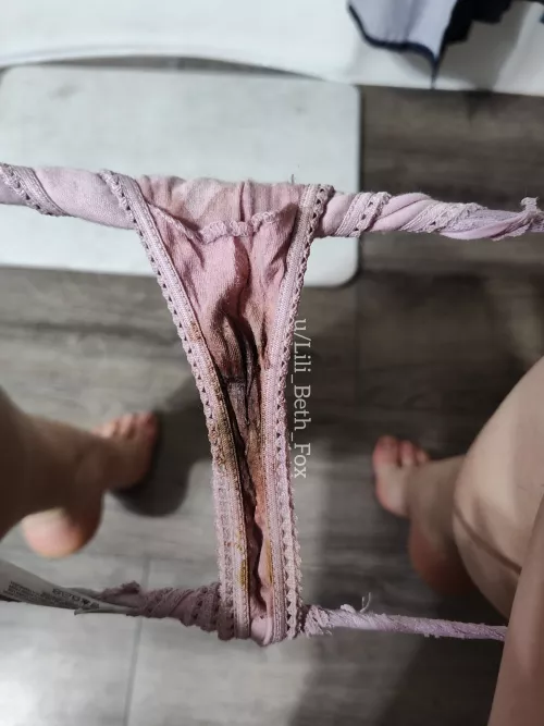 These might not be for everyone... But they smell like actual honey! by Lili_Beth_Fox