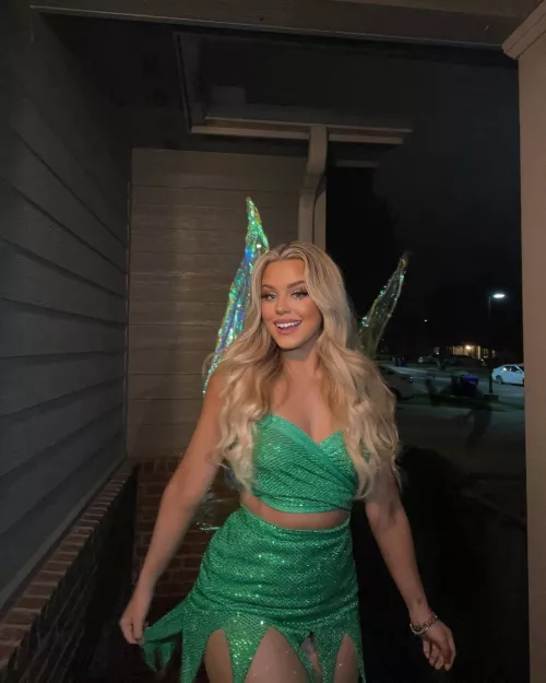 Tinker Bell by JohnJones5900