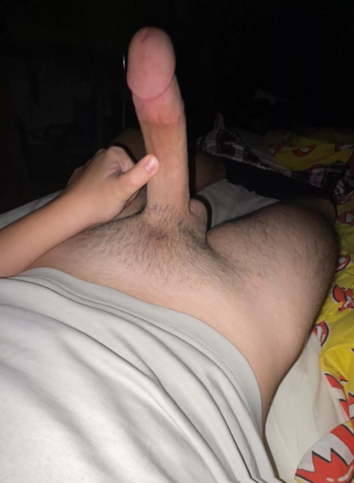 What are you doing if your boss ‘accidentally’ dm’s you this pic? posted by collegeboi02