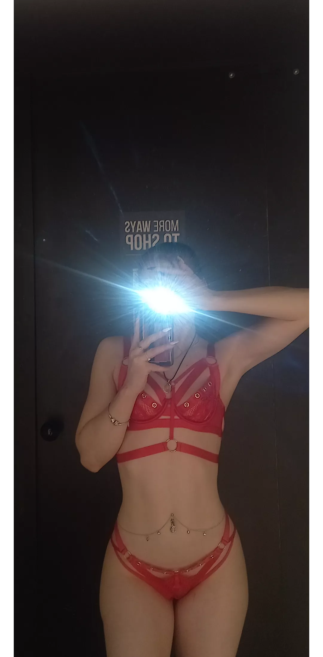 Would u fuck me in the changing rooms ? posted by SammyZiva