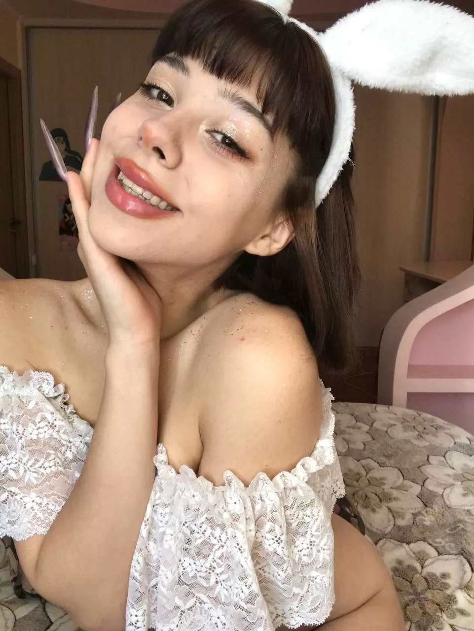 Would you breed a 2004 girl like me? posted by ObliviousPlaza