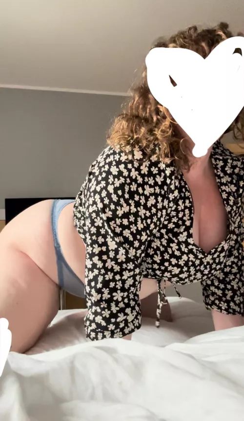 Would you let me ride you? by trippingsunflower