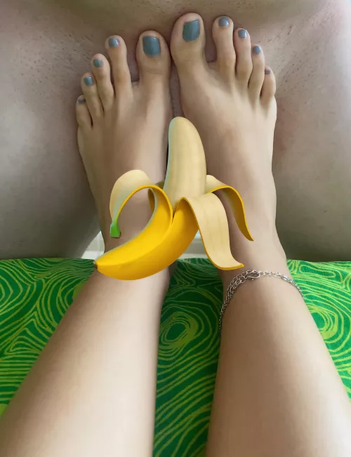 Would you like to see me do a foot job? Are my feet suitable for it? by GuiltyHead6309