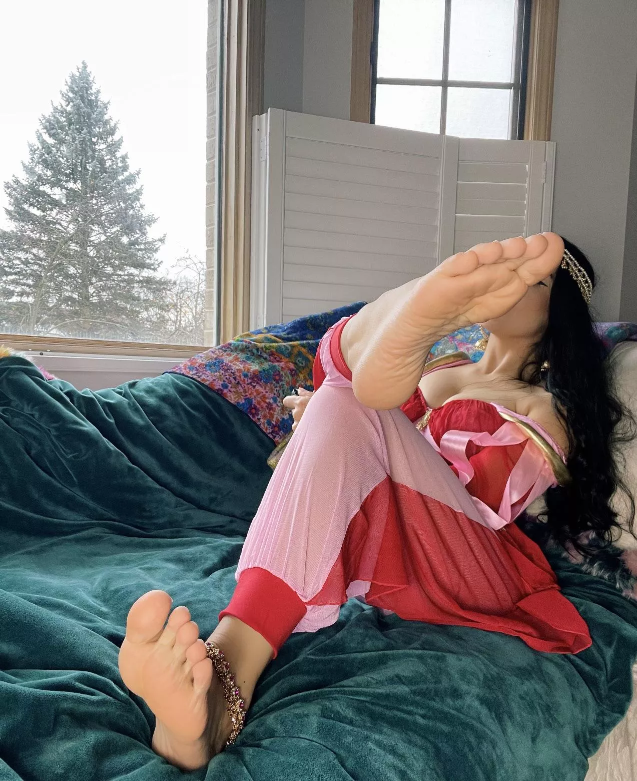 Chilly day.. come warm me up 💕 posted by mXdChai