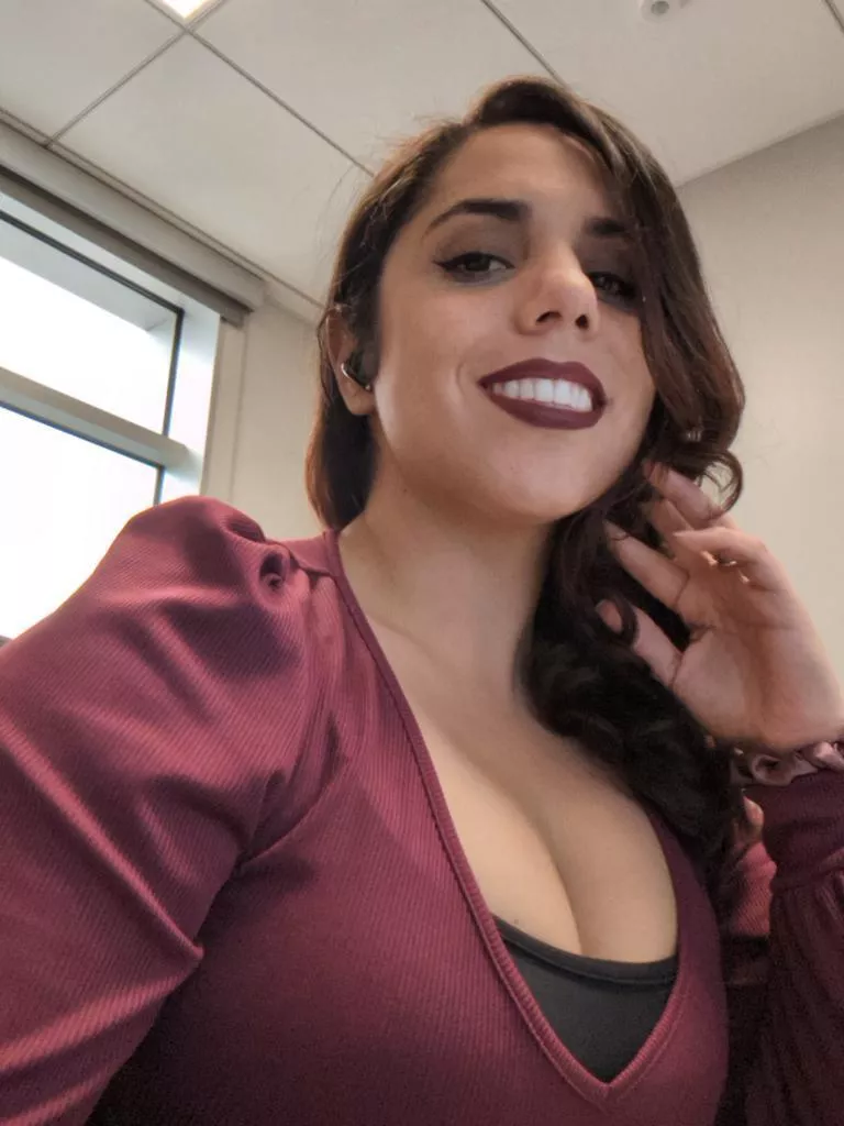 Give me something to do posted by Veronica_Velle