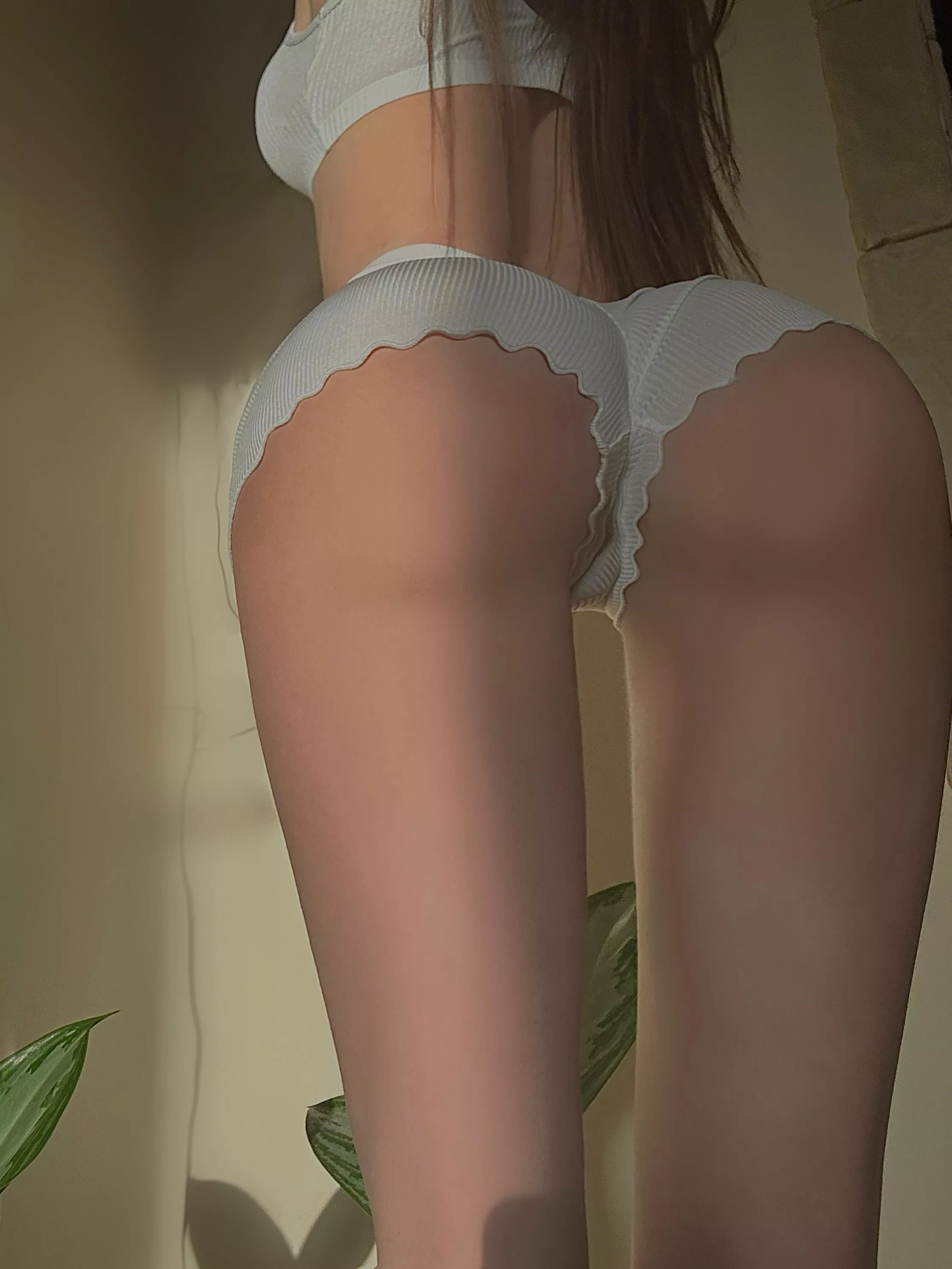 happy weekend 💗 posted by itselina