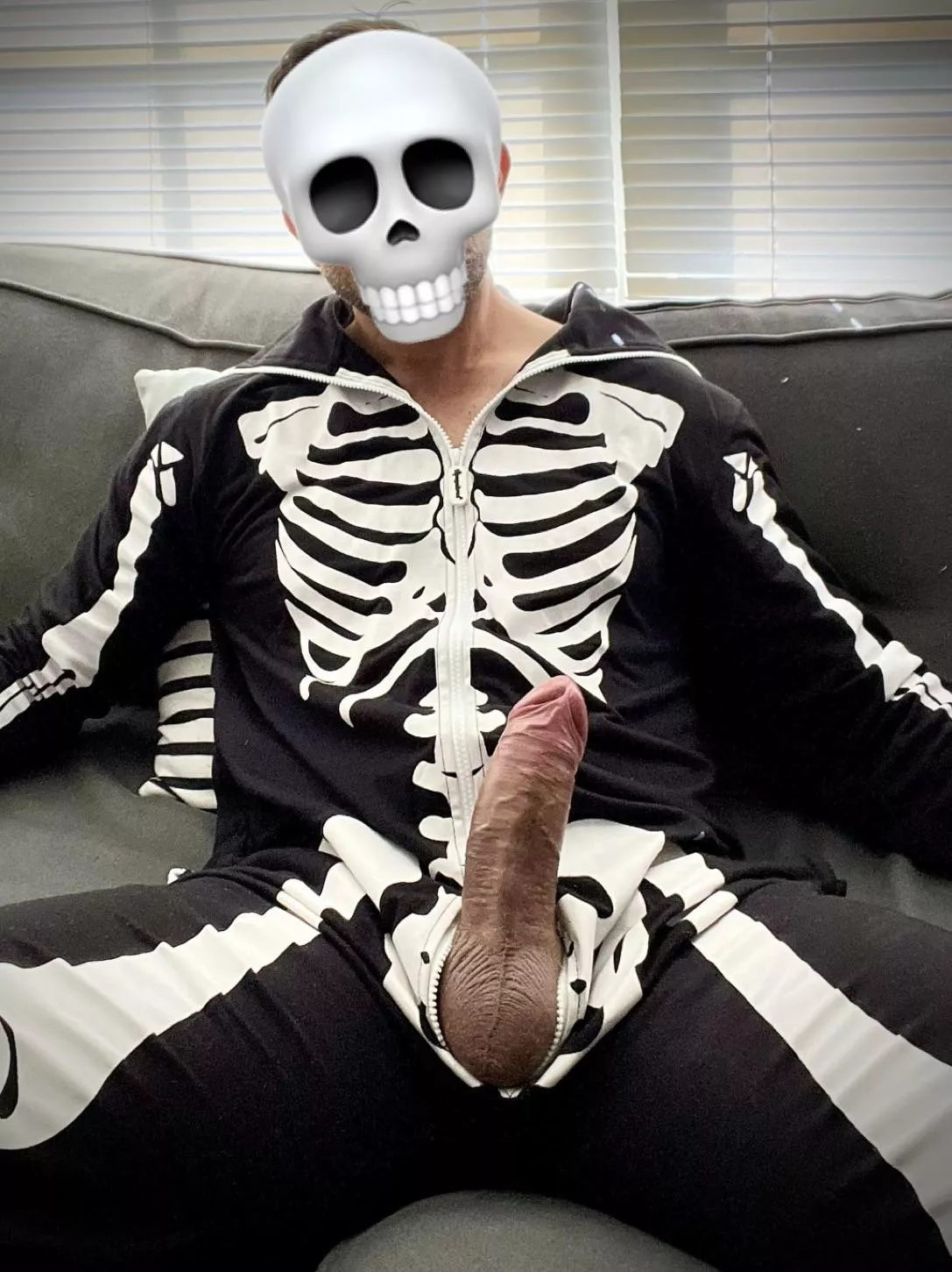 I guess you could say I’m thick boned 😈💀 posted by HunginLA88