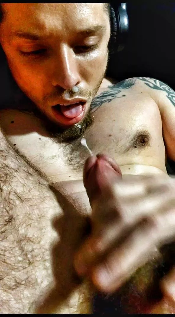 I want to be your whore posted by mxdnxss28