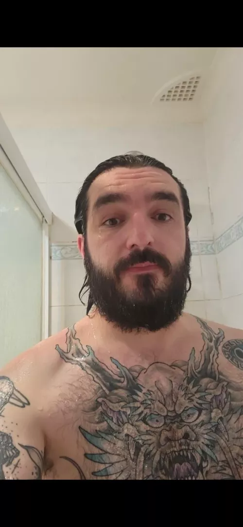 Join me in the shower? by Birdiievan