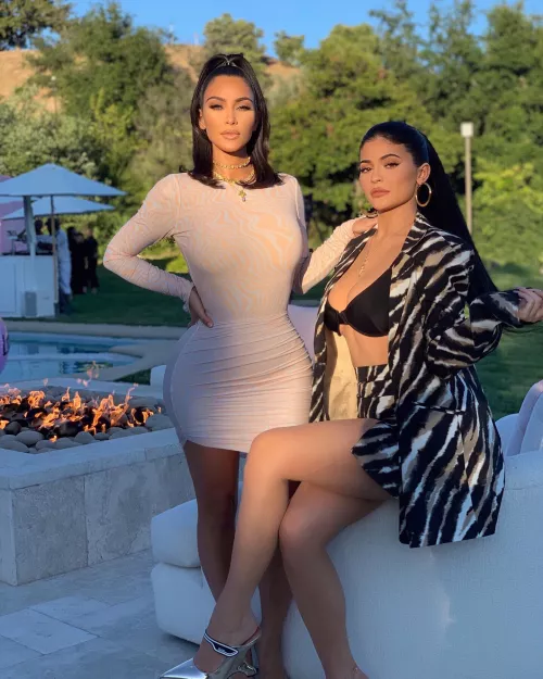 Kim & Kylie make for a dang sexy duo by ChucB