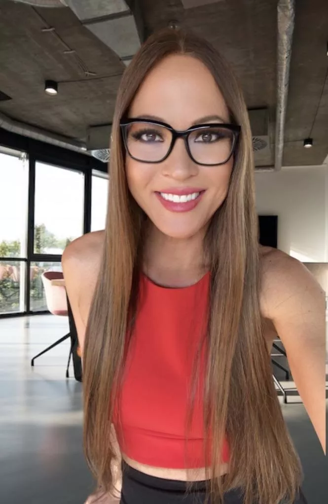 Korean x white posted by yumileefit