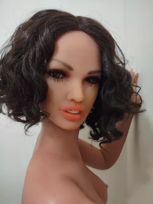 Molly just got some new eyes 😊 by energizerturtle2