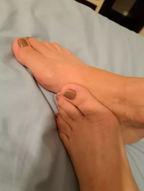 My feet need some cleaning 👅 by Violet_baddie