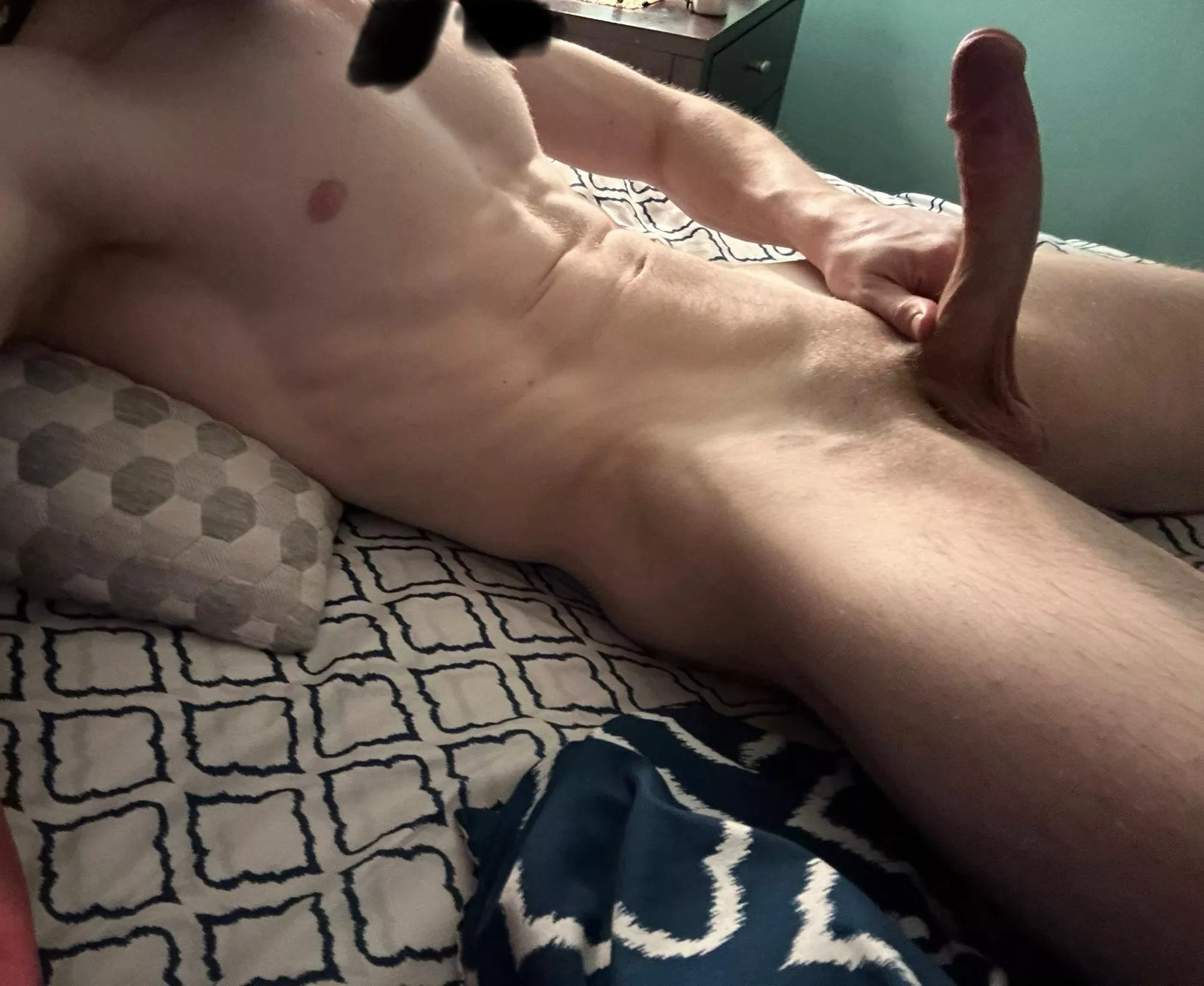 Need a thick woman to satisfy me posted by upatnight24