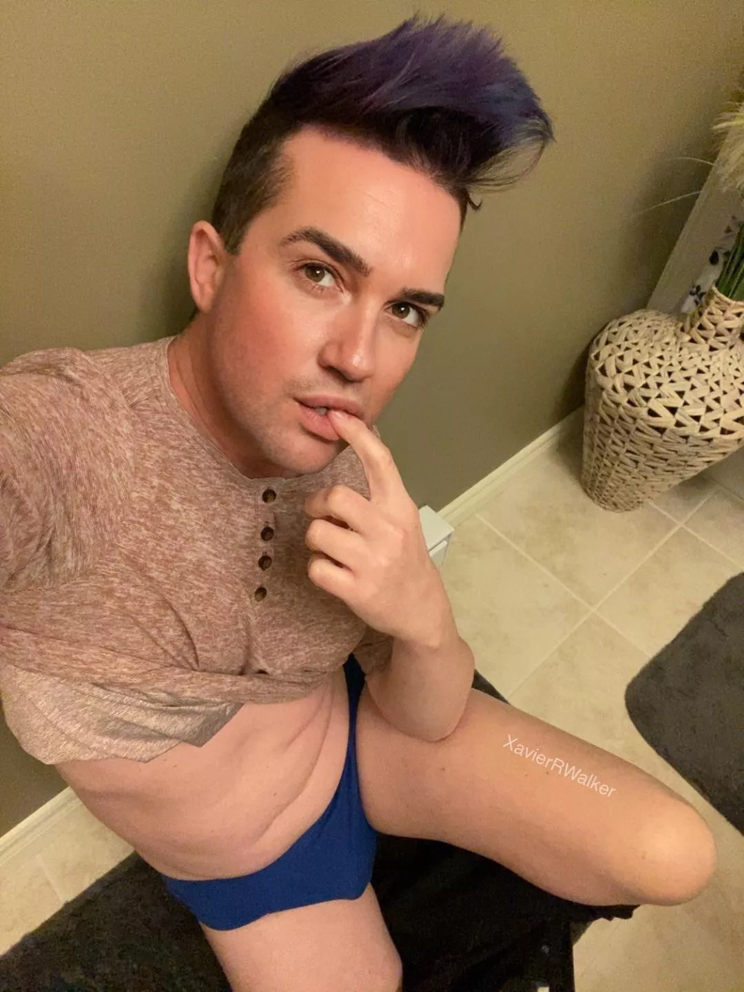 (Nsfw) want to replace my finger with something? posted by XavierRWalker