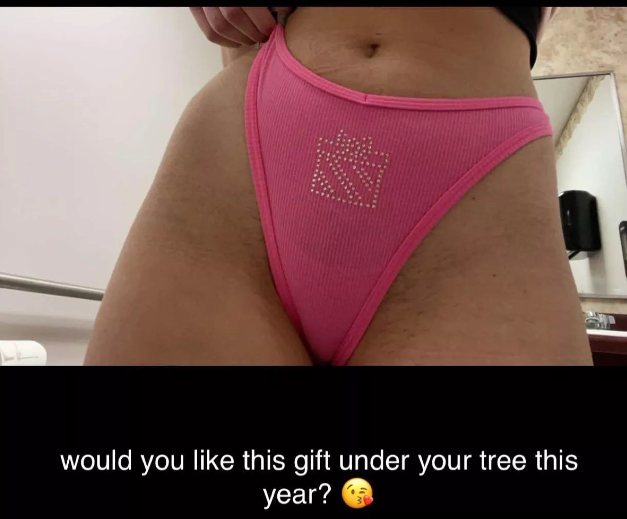 She sent this to my best friend .. posted by kinky1069