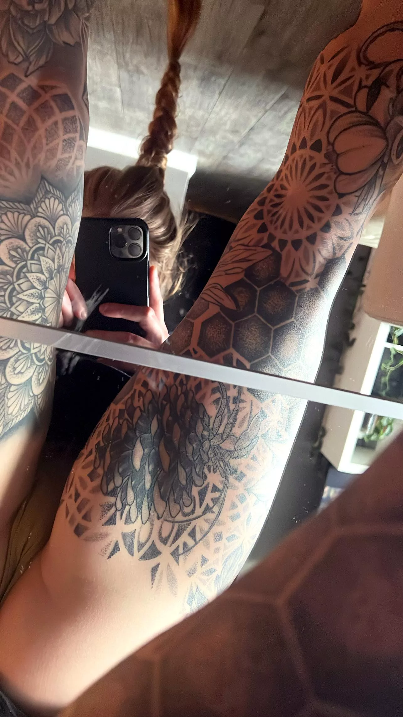 Well, hello posted by anneamor