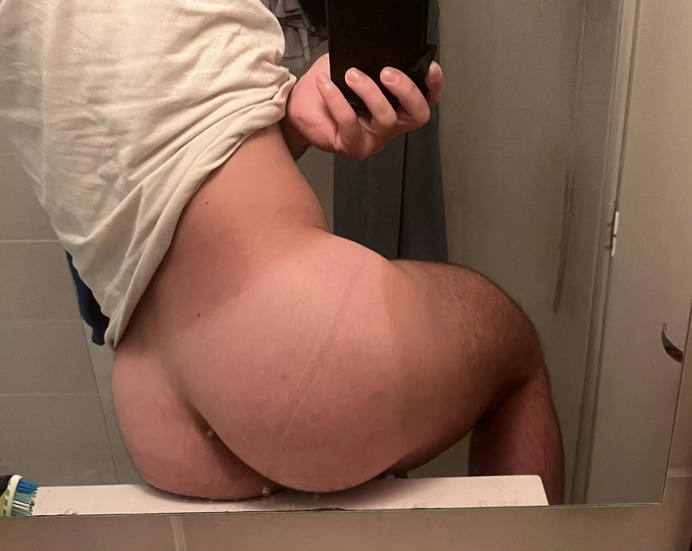 Would you let me leave you breathless ?🥺 posted by Southern-Truck-9507