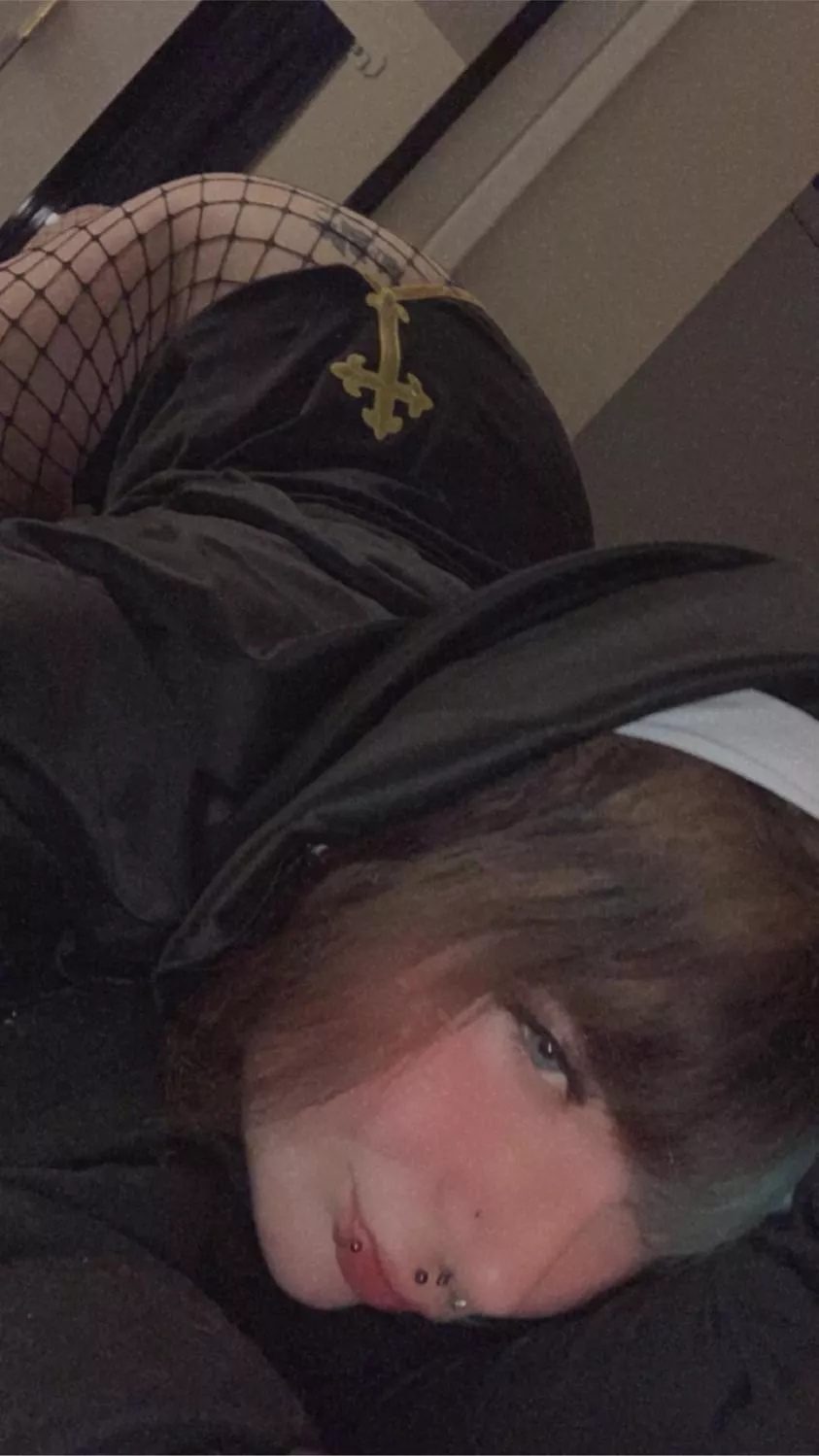 Would you touch this spooky boi? posted by kyleluvsyou8