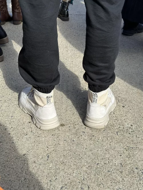 Any idea what brand this is? by Samplesurplus