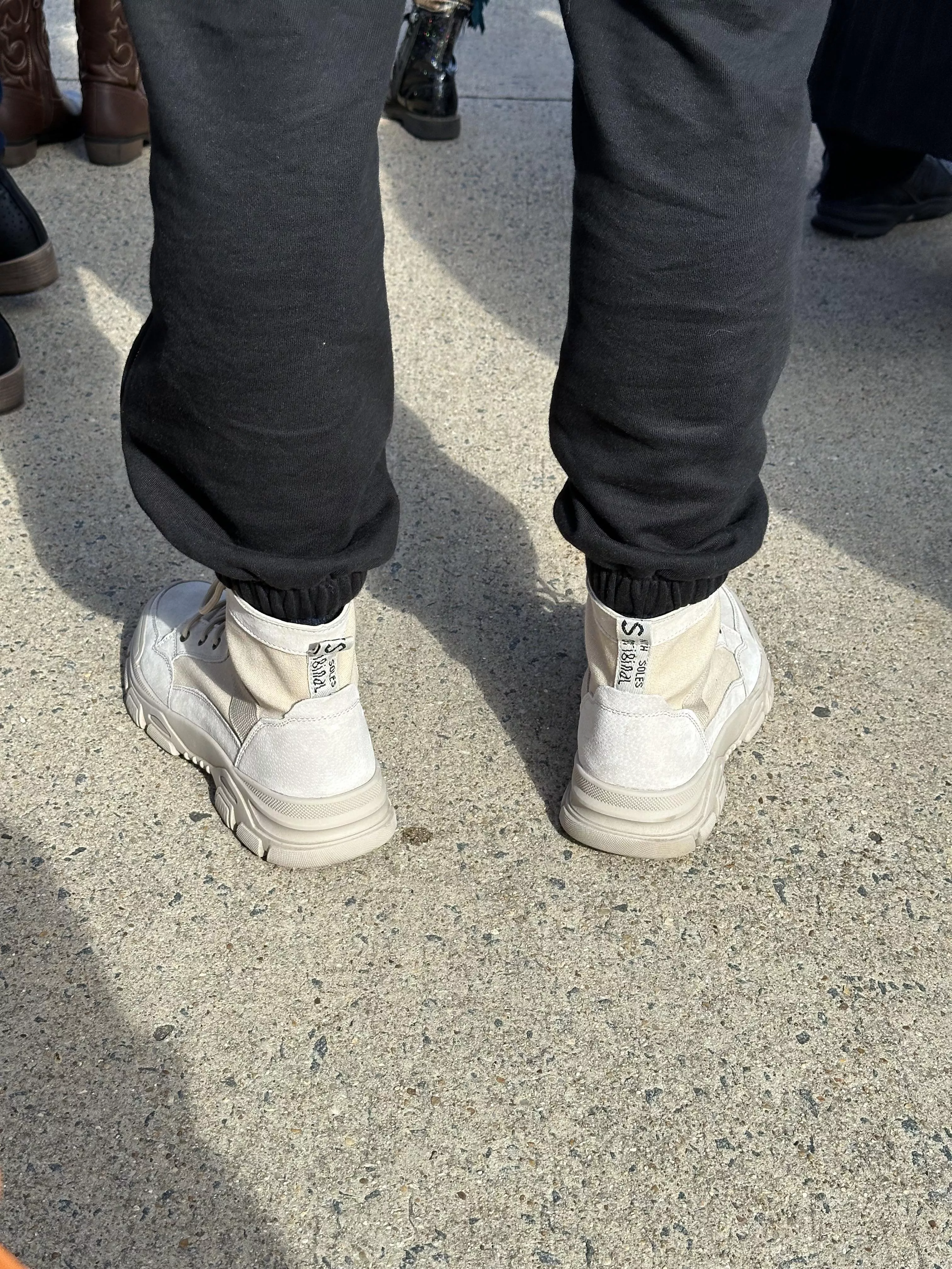 Any idea what brand this is? posted by Samplesurplus