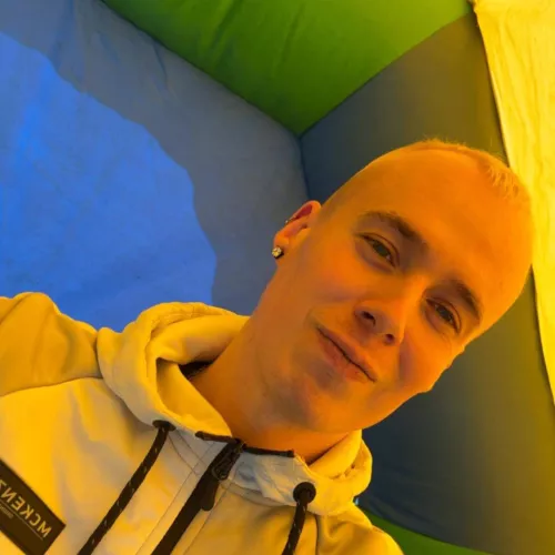 Anyone use steam and looking friends by Snoo_34096