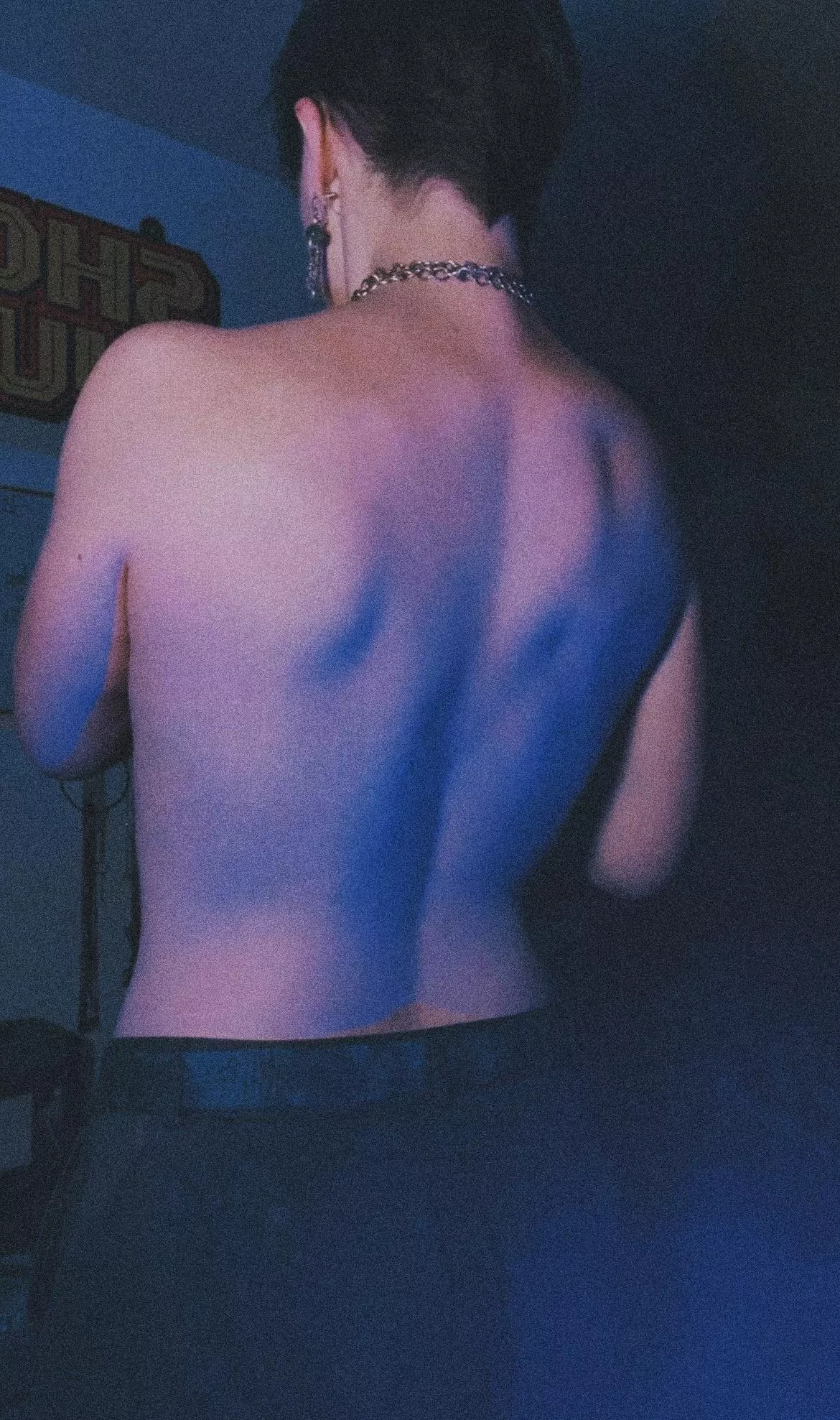 Backs are pretty sexy right posted by saltysuccubusxo