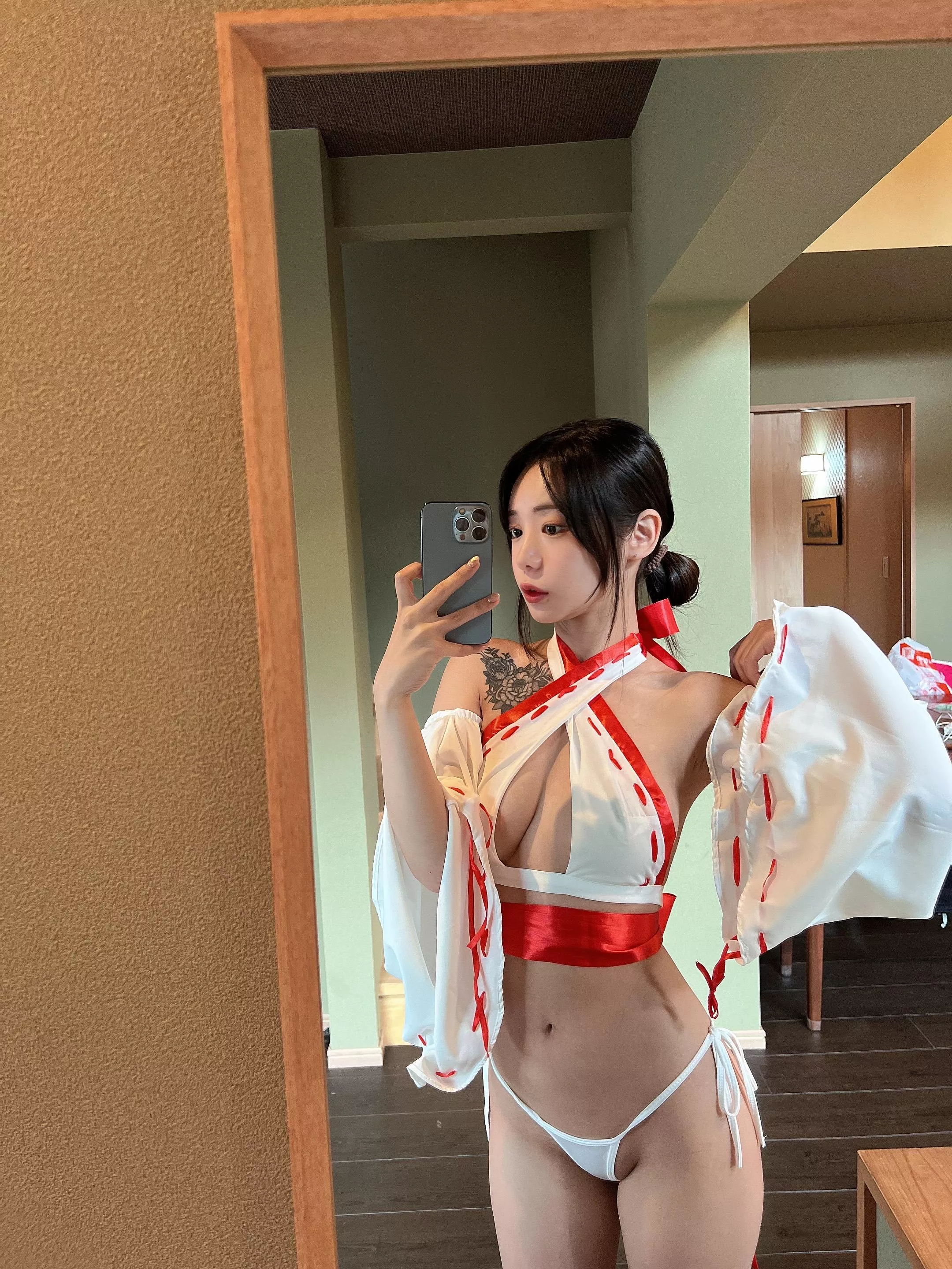 First post here 🥰 I’m Yui! hiiiii posted by Goodnightyui