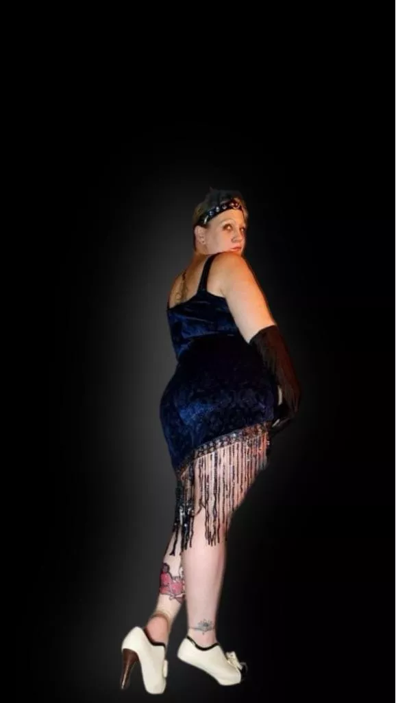 Follow @milkvcakez for more mature fun posted by milkandcakez