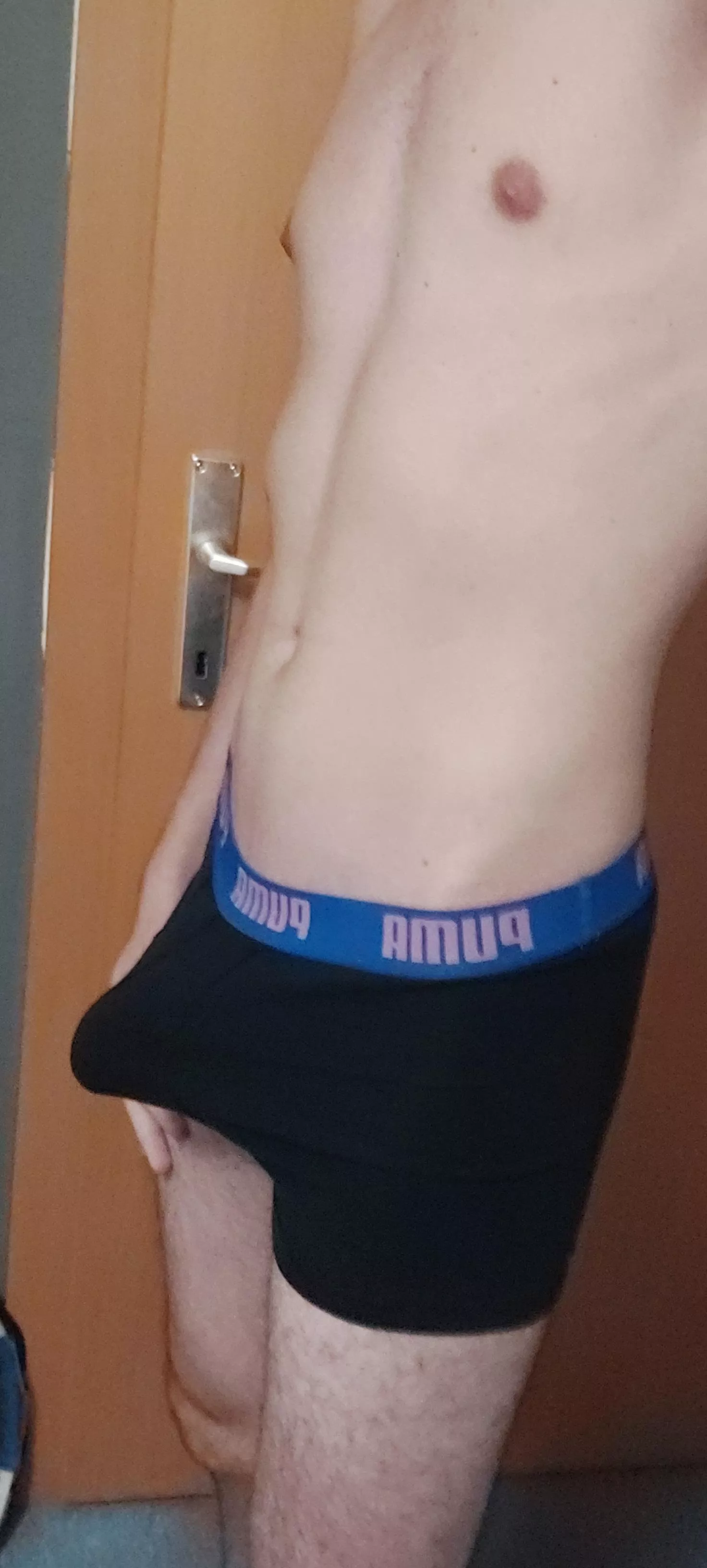 Help me out? posted by shy-_-boy_69