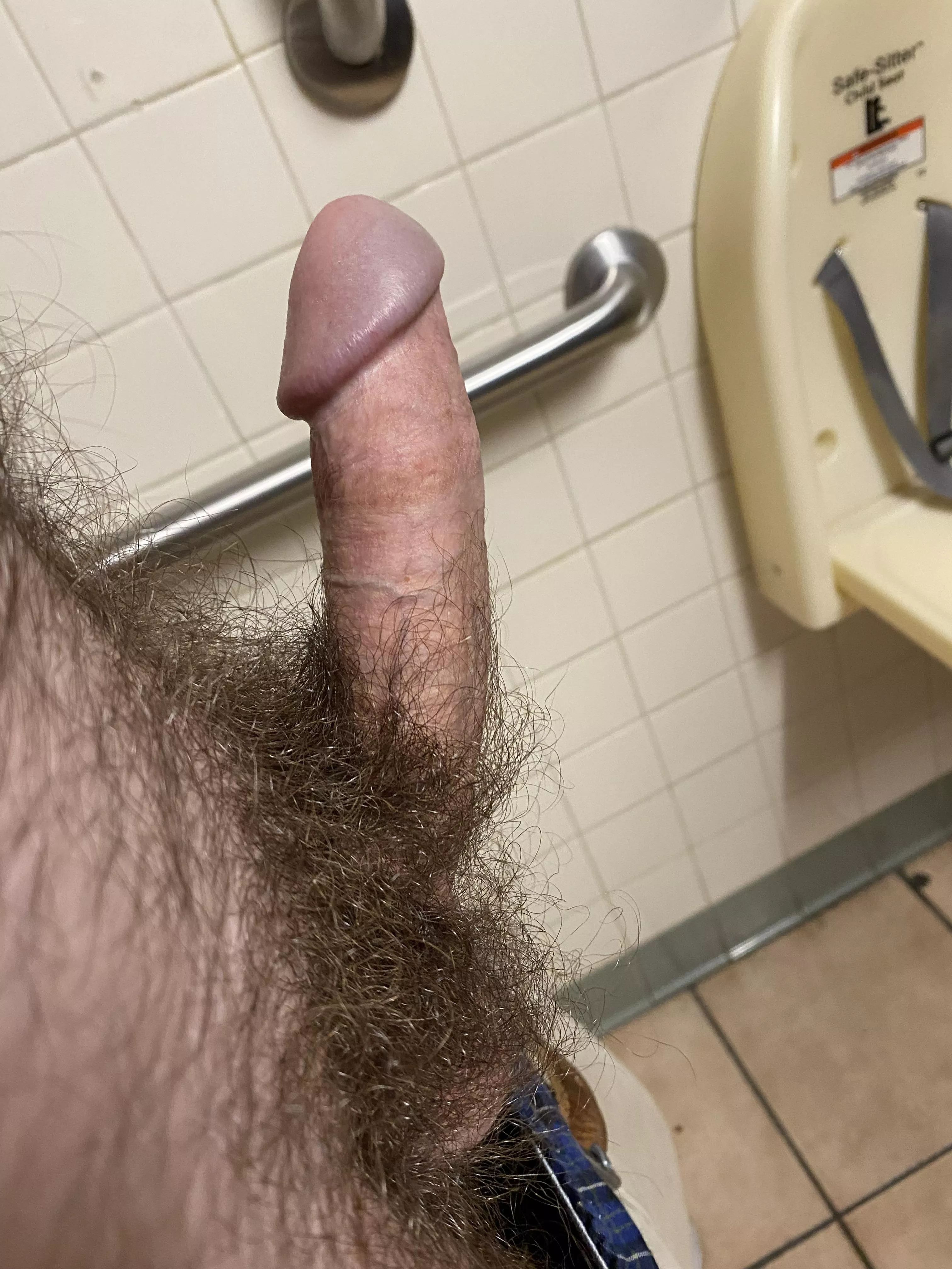 Horny at work… again 🤥 posted by luhfluke