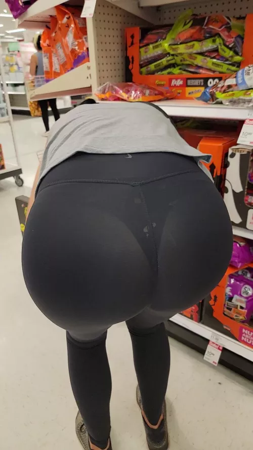 I hope you stop at my house! by bootyfull_britt