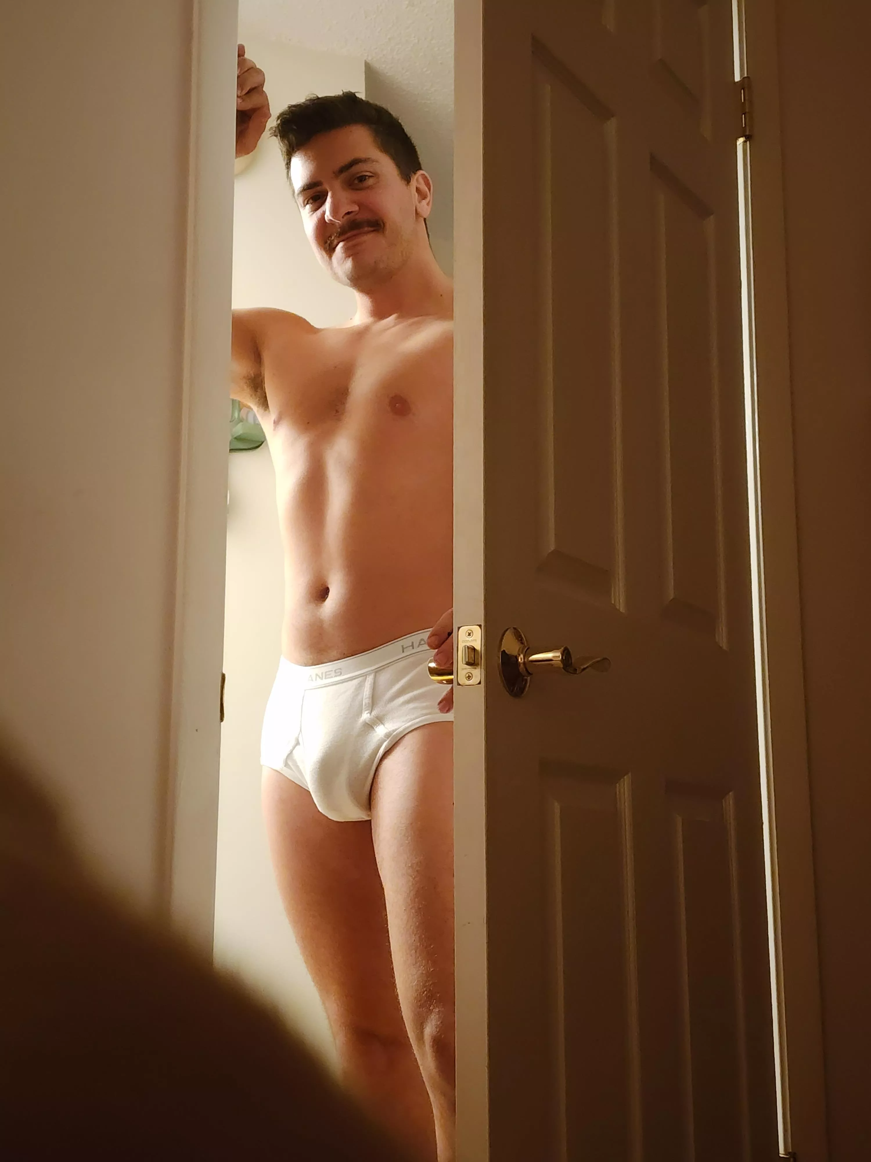 I walk by your room in the middle of the night... Are you inviting me in? posted by InfiniteBleach